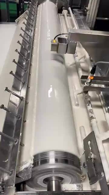 來工廠參觀一下,粉絲是如何制作的,高效率離不開機(jī)械的輔助