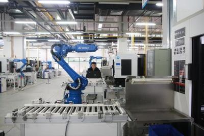 機器換人 技術(shù)進(jìn)步下的就業(yè)迷思與未來路徑